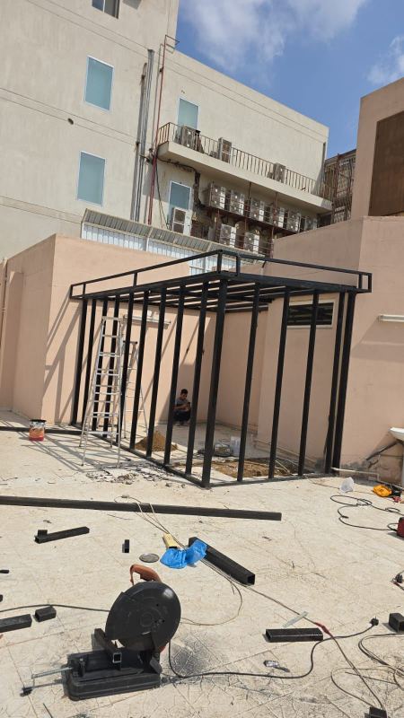 تركيب مجالس خارجية وملاحق السندويتش بانل لعام 2026